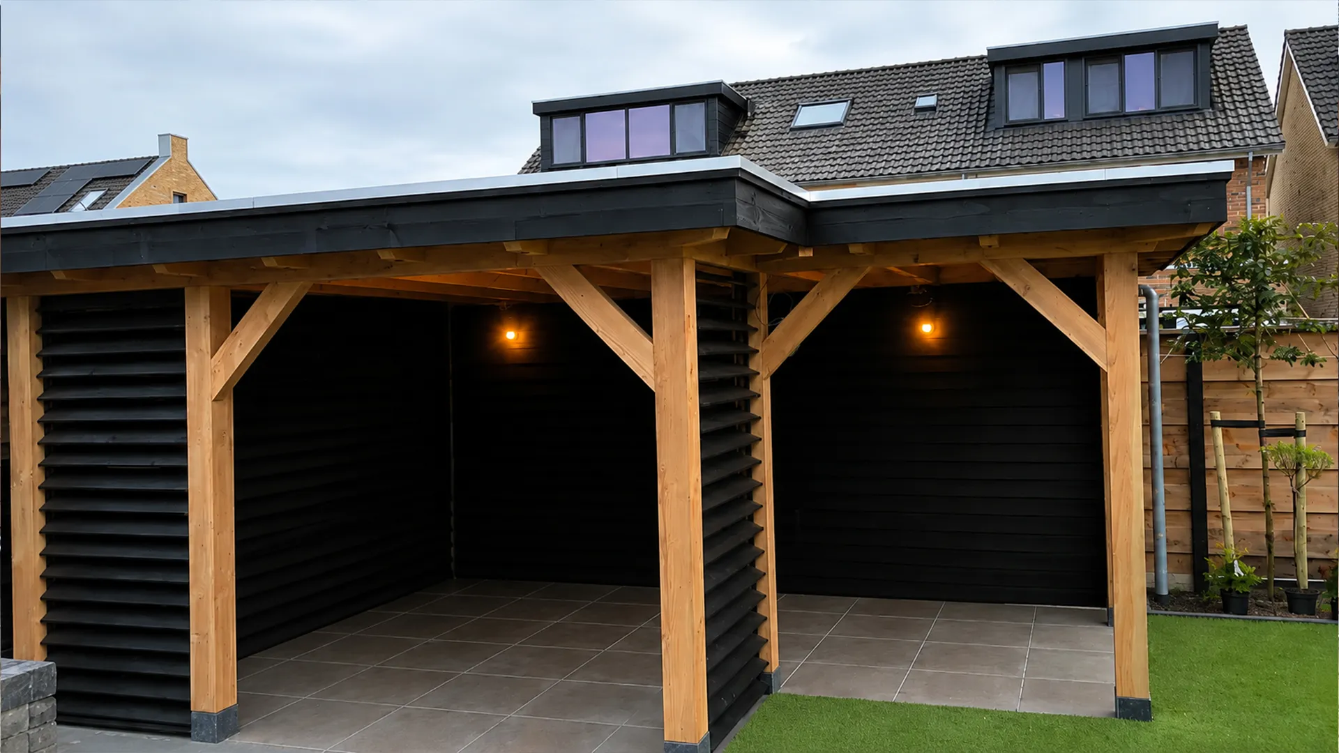 Terrasoverkapping in massief Douglas hout